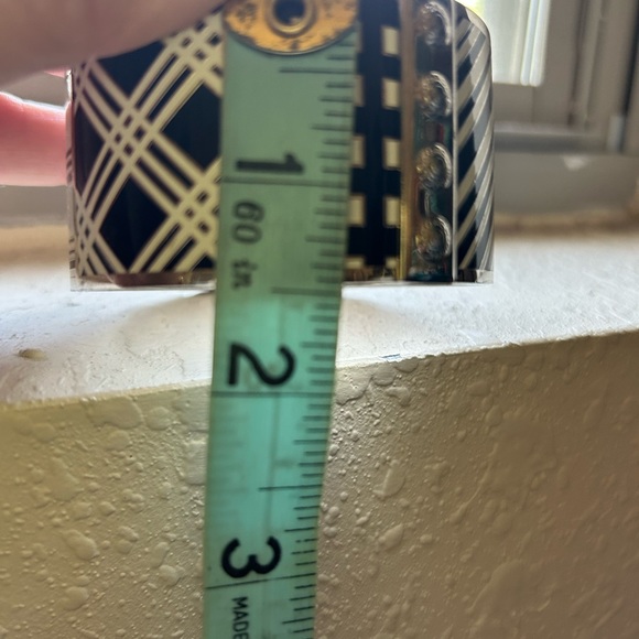 Coach Ladies Black and White bangle bracelet. - Picture 5 of 5